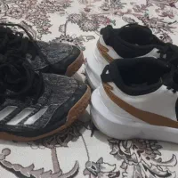 دو عدد کفش هندبال