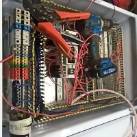 برق کار و ولتاژ تابلو برق  سیم کشی ساختمان