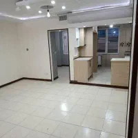 44متر-10ساله-آسانسور-دار-هلال-احمر