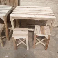 میز و صندلی چوبی