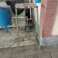 چهار پایه آهنی