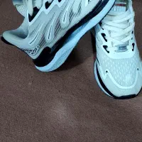 کفش اسپرت ویتنام سایز ۴۱ خیلی سبک وراحت