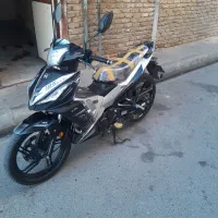 لاکی 185