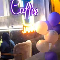 کافی شاپ جانا