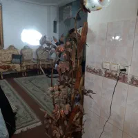 چراغ کنار سالنی