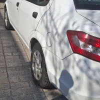 ساینا|خودرو سواری و وانت|میانه, |دیوار