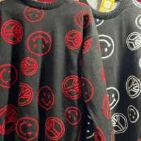 لباس گرم طرح استیکر و لب