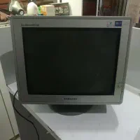 مانیتور قدیمی