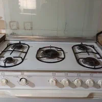 فر گاز فروشی در حد نو