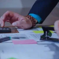 استخدام حسابدار و مشاور مالی