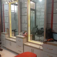 تجهیزات سالن زیبایی|آرایشگاه و سالنهای زیبایی|قزوین, |دیوار