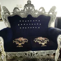 مبل سلطنتی و میز عسلی