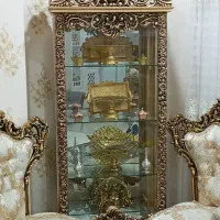 بوفه بزرگ طلایی