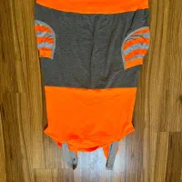 لباس ارزون|لباس|میانه, |دیوار