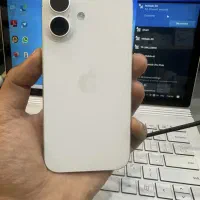 ایفون ۱۶ نرمال