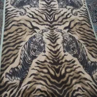 2عدد پتو نمدی ، پتو پلنگی ۱عدد لحاف بچه در حد نو