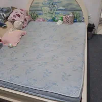 تخت دو نفره