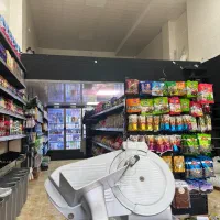 استخدام فروشنده در فروشگاه