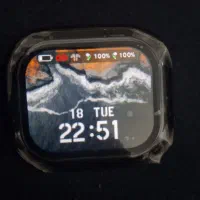 ایرپاد  و ساعت مانیتور دار