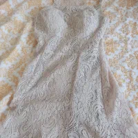 پیراهن مجلسی|لباس|سبزوار, قصبه شرقی|دیوار