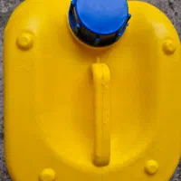 بطری۲۰ لیتری در رنگ های مختلف و بی رنگ مواد نوع|عمده‌فروشی|رشت, بازار|دیوار