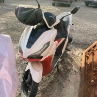 موتورکلیک ۱۵۰ مدل آخر۱۴۰۲فروشی