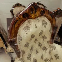 مبل تاج عروس ۷نفره میزعسلی میزغذاخوری6نفره|مبلمان خانگی و میز عسلی|رشت, منظریه|دیوار