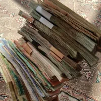 اسکناس جمهوری و اسکناس دیگر