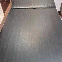 تخت تتو و ماساژ