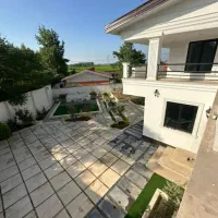 ویلایی/دوبلکس/طراحی فوق العاده/لوکیشن عالی|فروش خانه و ویلا|رشت, لاکان|دیوار