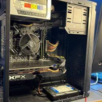 کیس و مانیتور گیمینگ