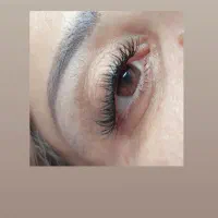 خدمات زیبایی تتوبدن وکاشت مژه