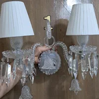 یک عدد  چراغ دیواری باکاراد|لوستر و چراغ آویز|تهران, زمزم|دیوار