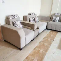 مبلمان هفت نفره راحتی ال در حد نو 7 نفره تمیز سالم|مبلمان خانگی و میز عسلی|تهران, ابوذر|دیوار
