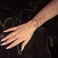 آموزش و اجرا تتو بدن و پیرسینگ و میکرودرمال