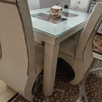 میز نهار خوری چوبی