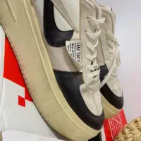 کفش کتونی|کیف، کفش، کمربند|پرند, فاز ۴|دیوار