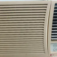 کولر پنجره LG گلد در حد نو