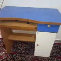 میز کامپیوتر و تحریر