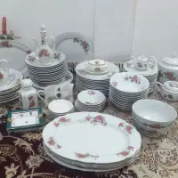 ظروف گلسرخی گلسرخ
