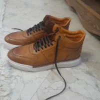 کفش نیم بوت مردانه سایز ۴۴ کاملا نو و آکبند