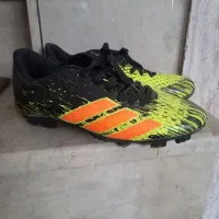 کتونی ورزشی چمن