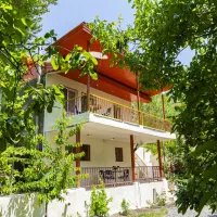 اجاره-ویلا-در-روستای-گلوسنگ-کلیبر