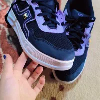 د کفش  اسپرت