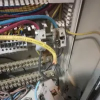 نیروی برقکار سرویس و نگهداری