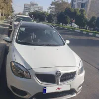 برلیانس۳۲۰