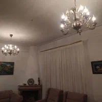 لوستر‌برنجی قدیمی ۳ عدد|لوستر و چراغ آویز|لاهیجان, کوی خزر|دیوار