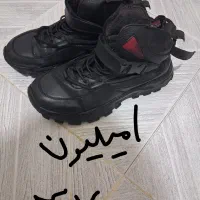 کفش اسپرت وپوتین پسرانه خارجی سایز۳۶تا۴۰موجوده