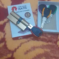 قفل ایساتیس|ابزارآلات|اراک, |دیوار