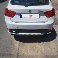 کوئیک ۱۴۰۰ بی رنگ